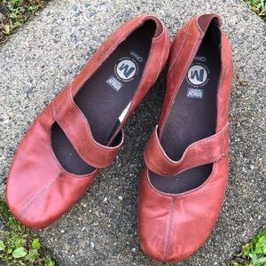 Merrell air cushion baby janes